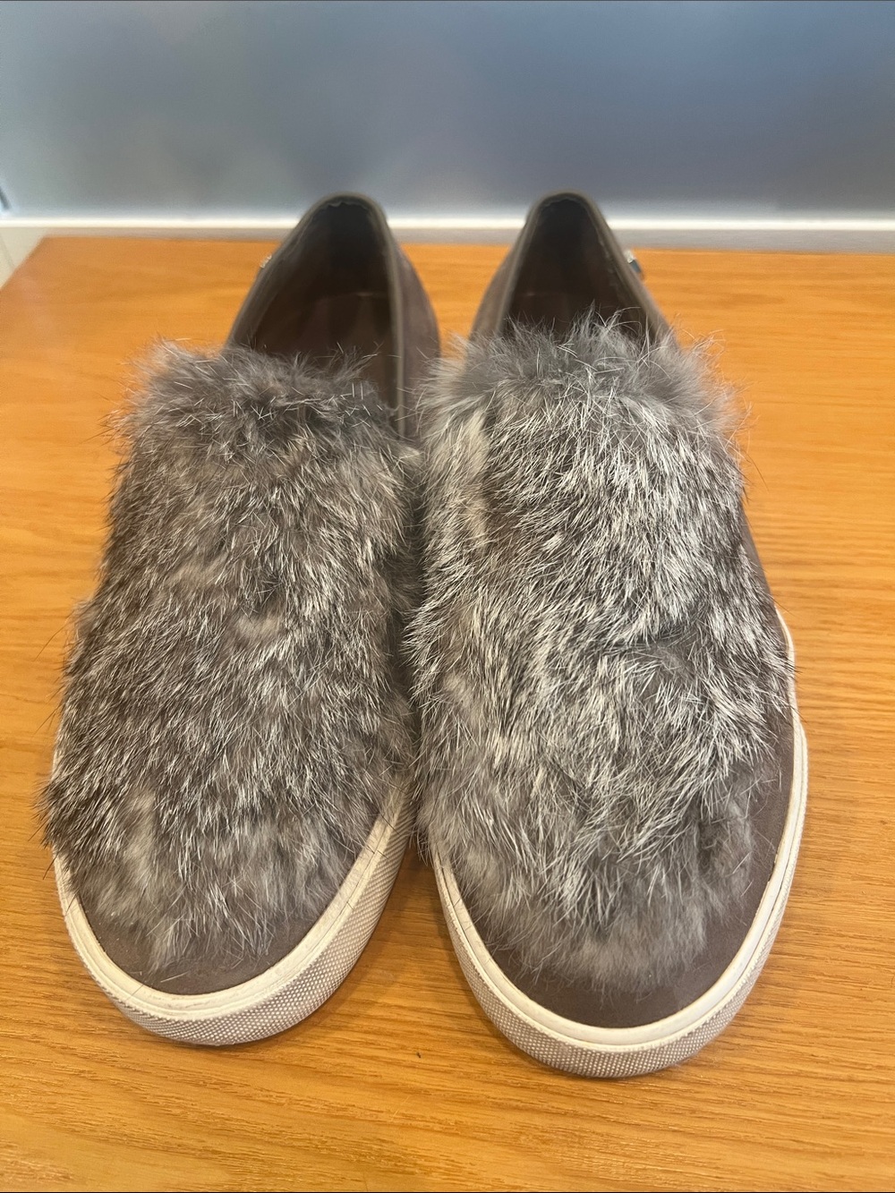 louise et cie 9M lo-bershner rabbit fur upper slip on sneaker shoe gray